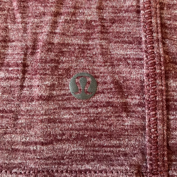 Lululemon size 6 tank with twist back - Picture 3 of 3